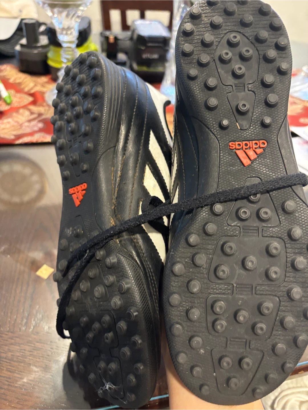 Adidas soccer turf shoes unisex size 7 - photo 3