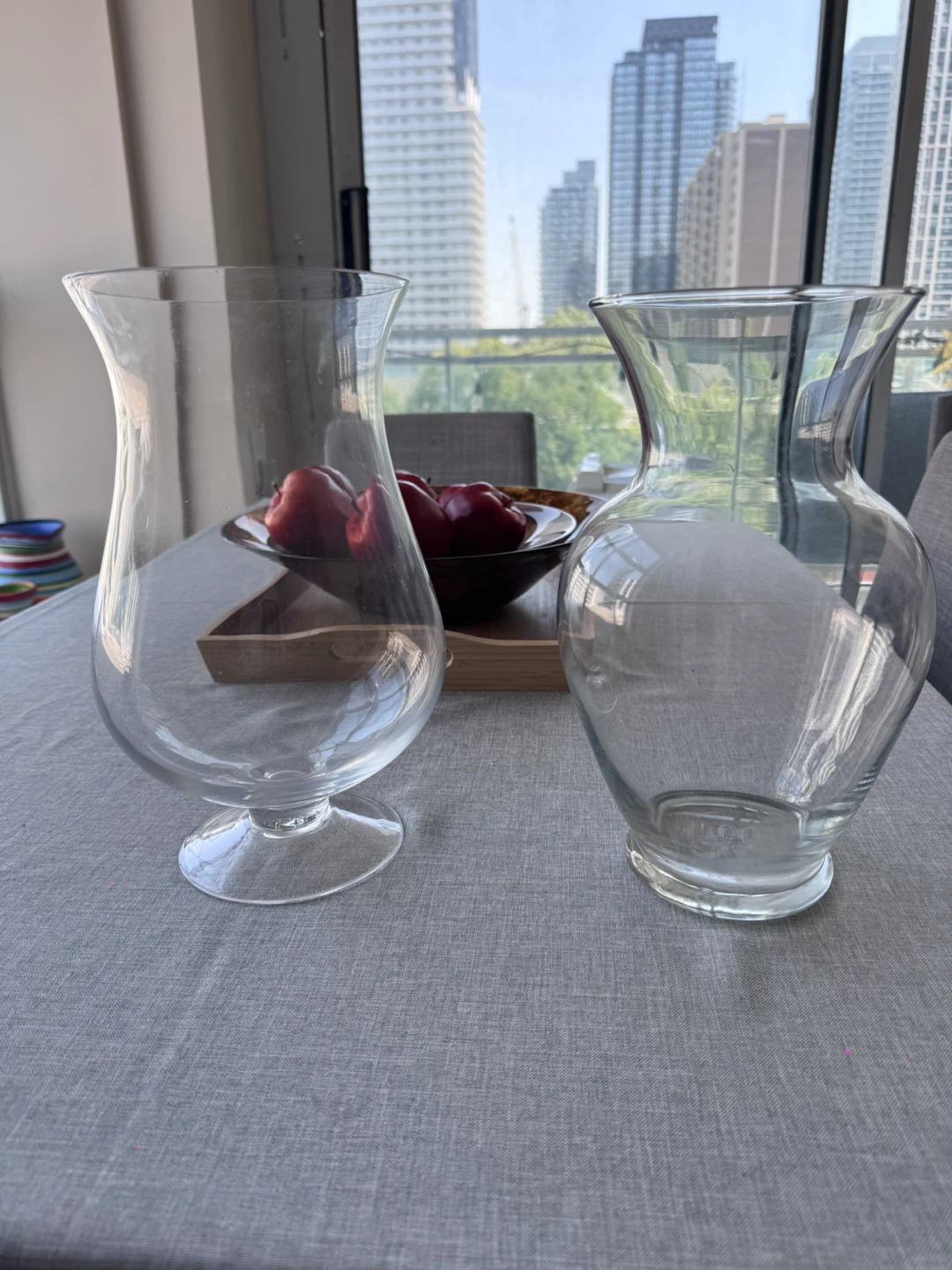 Set of Two Glass Vases - photo 2