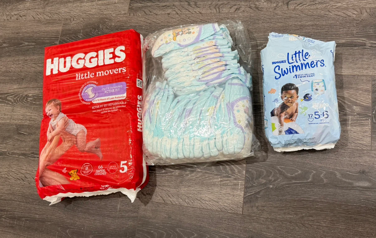 FREE open packs of sizes 4-5 diapers