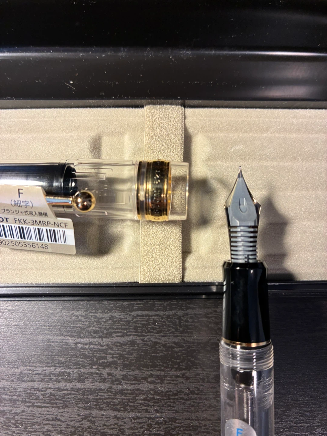 Pilot Custom 823 Fountain Pen (F) - photo 4