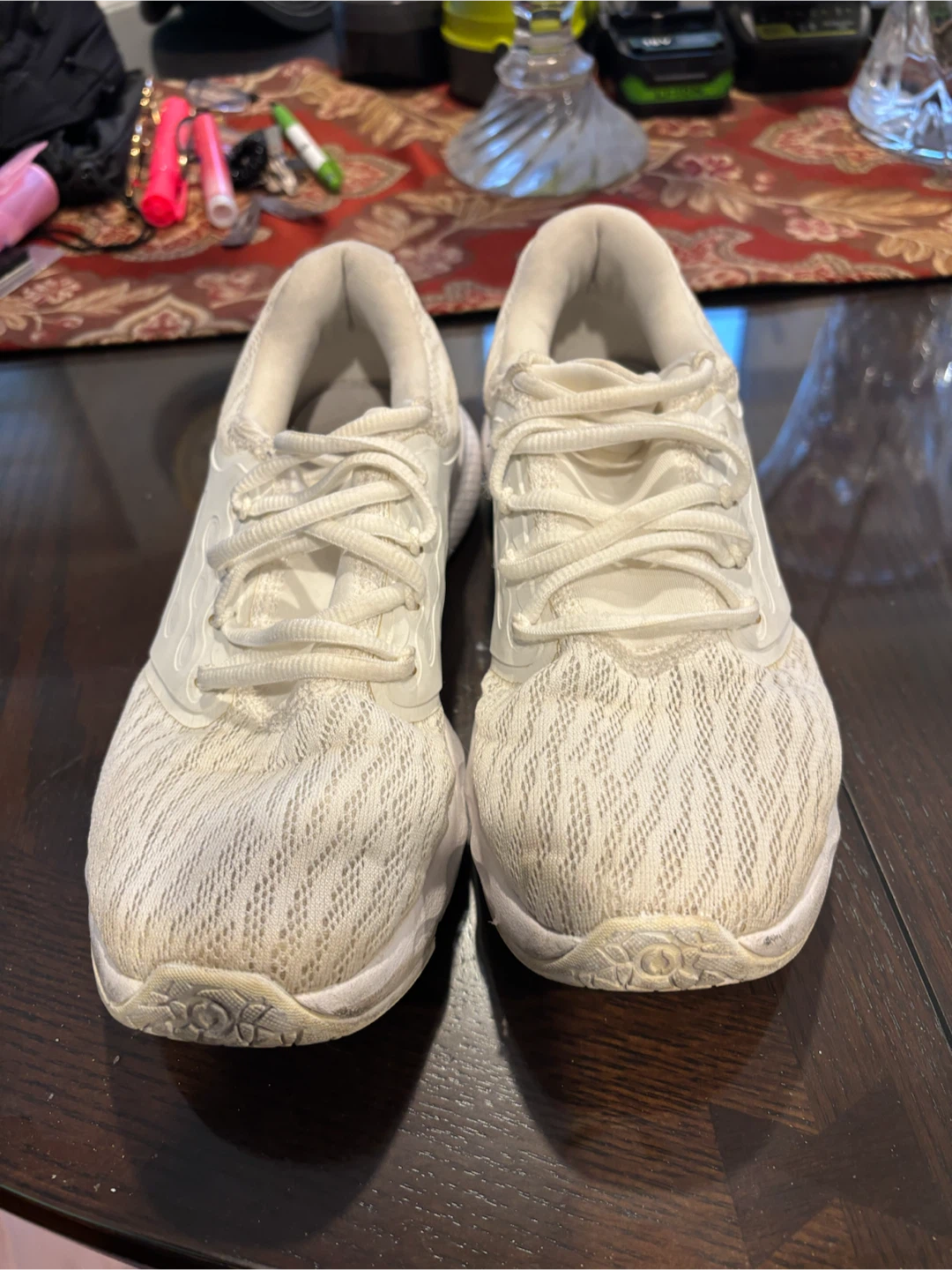 Under Armour White Running Shoes size 7 - photo 2