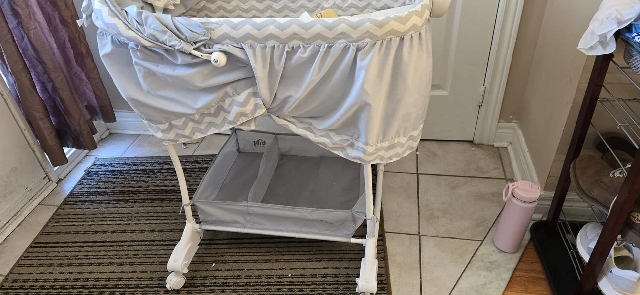 Bily baby bassinet with canopy - photo 5
