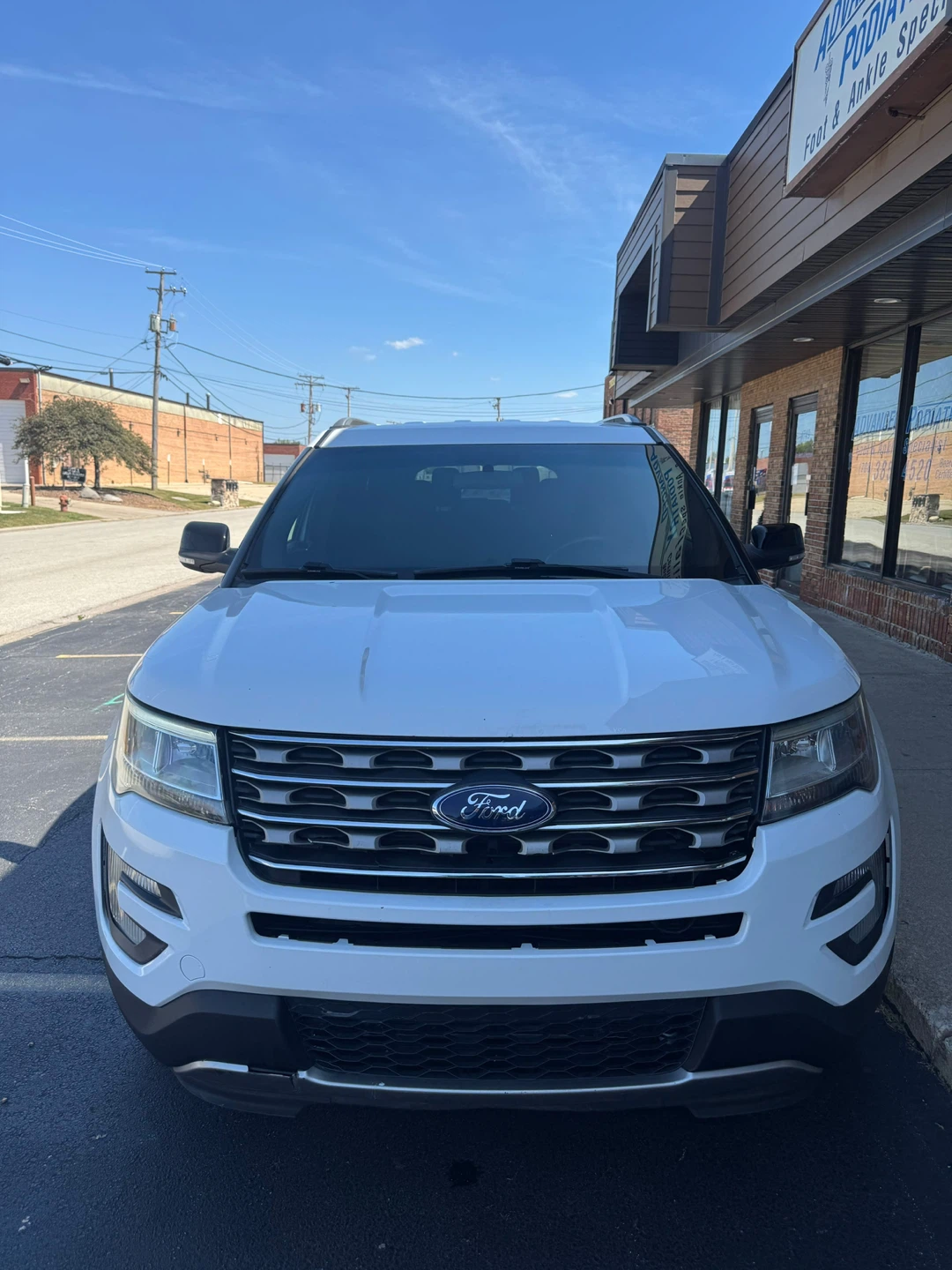 2017 FORD EXPLORER XLT 4WD — CLEAN TITLE