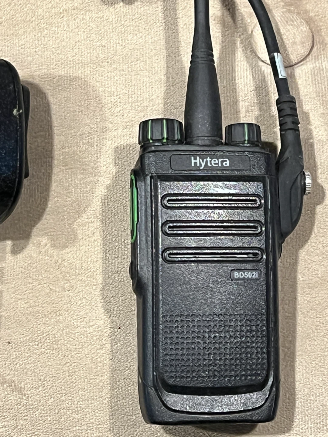 Hytera BD502i Two-Way Radio with Impact Microphone - photo 2