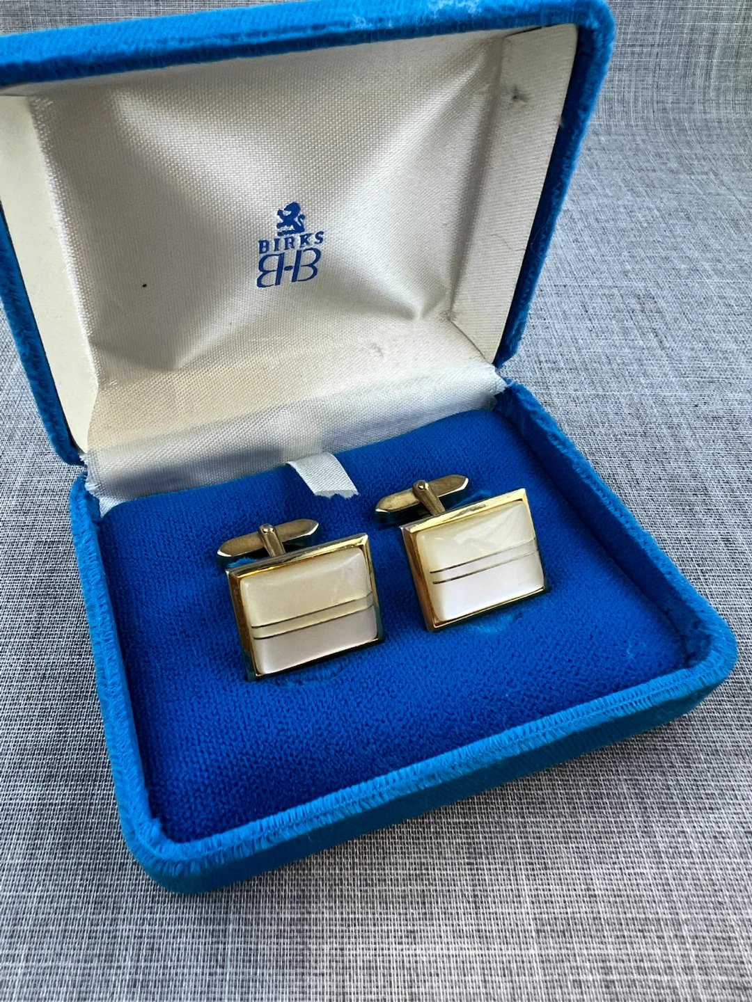 Vintage Mid-Century Gold Tone Square Cufflinks