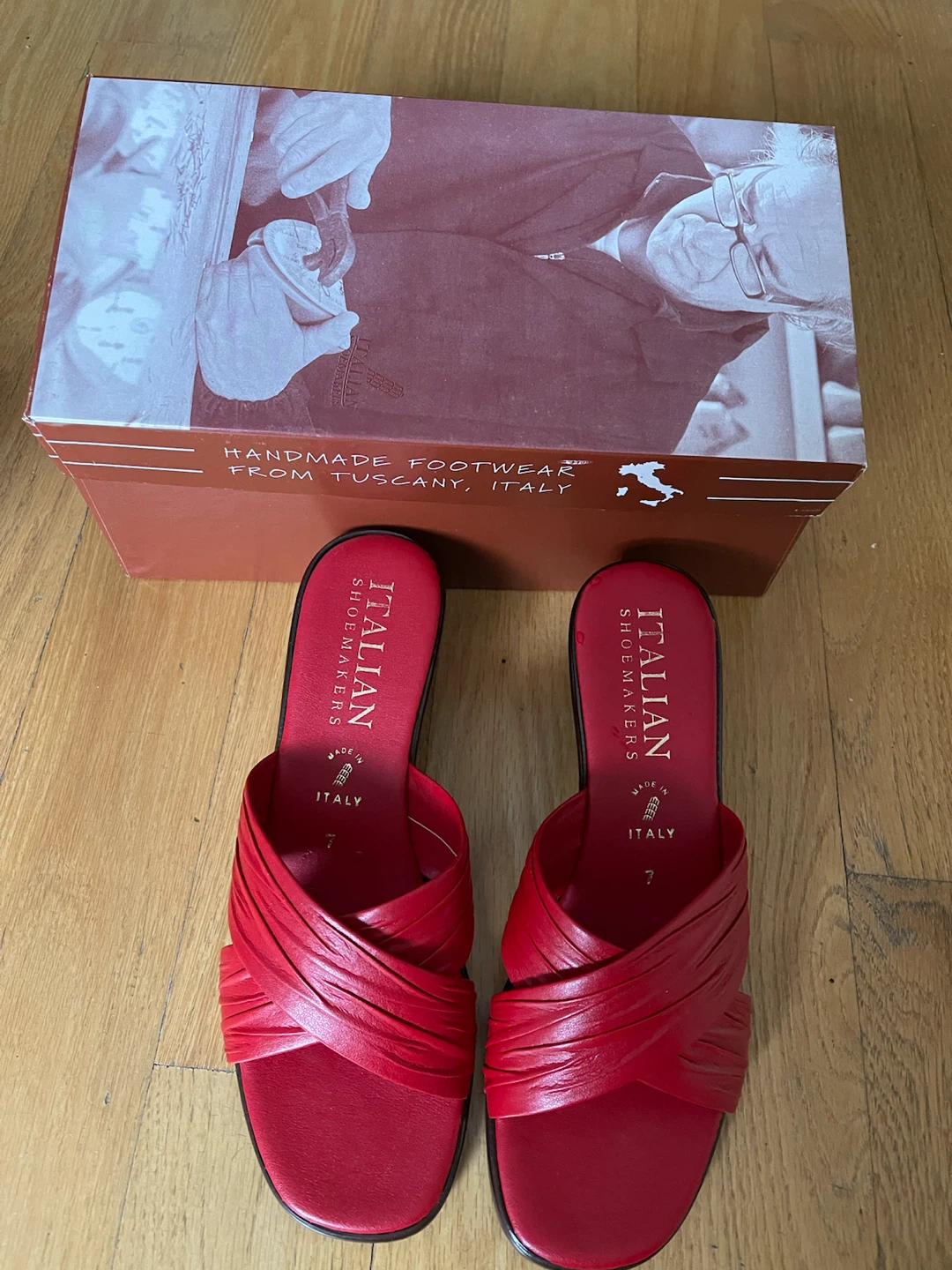 Italian Shoemakers Red Sandals - Size 7