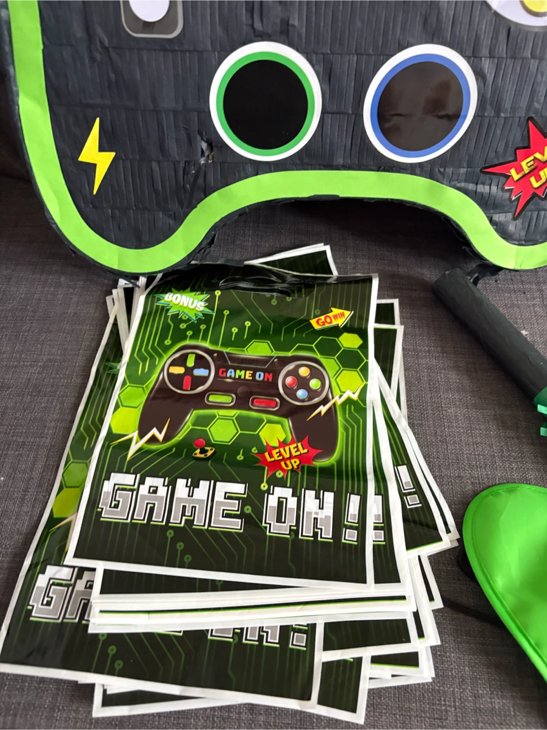Game Controller Pinata Party Set - photo 2