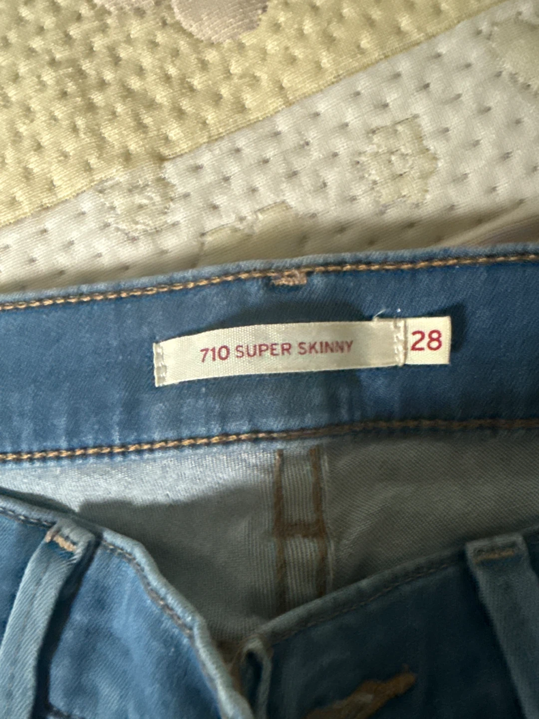 Levi's 710 Super Skinny Jeans W28 L30 - photo 3