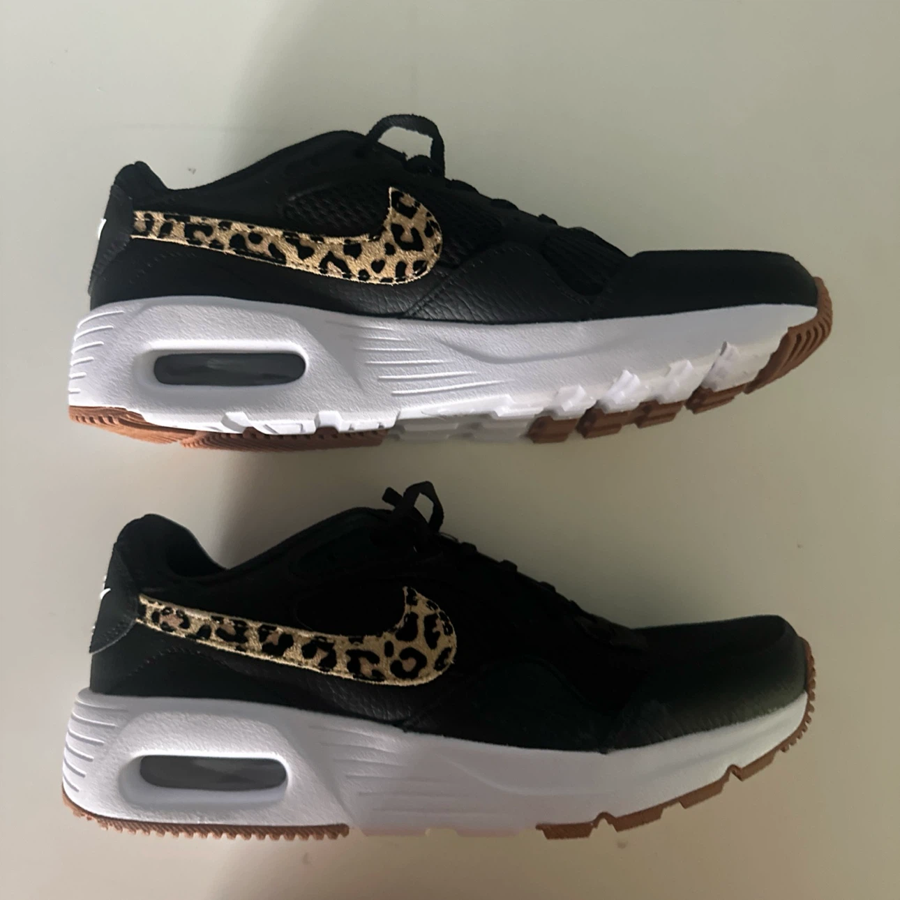 Nike Air women’s size 6 - photo 2
