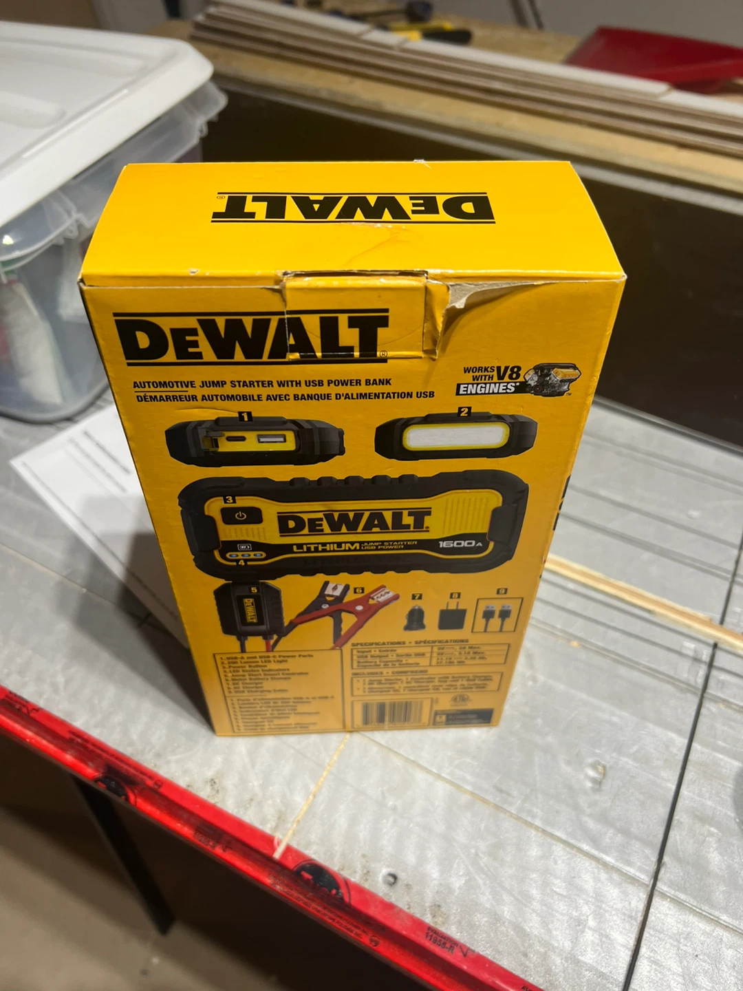 DEWALT 1600A Automotive Jump Starter - photo 3
