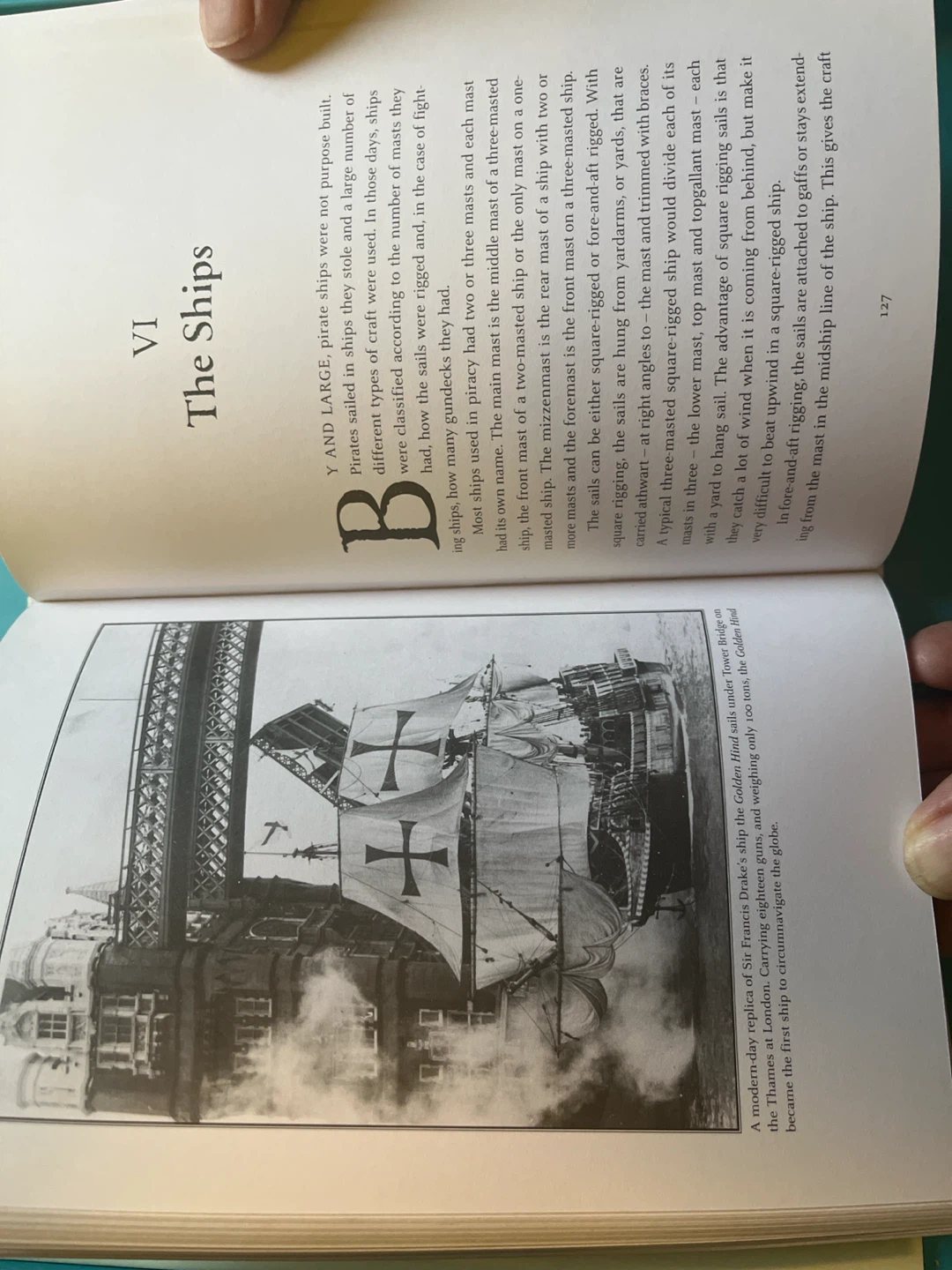 A History of Pirates by Nigel Cawthorne - photo 5