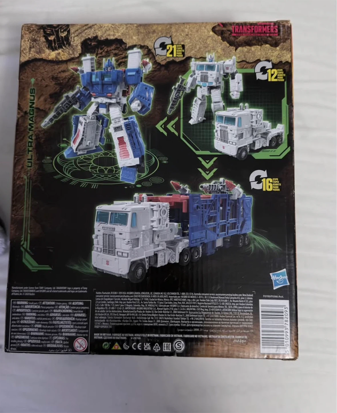 Transformers ultra magnus action figure - photo 2