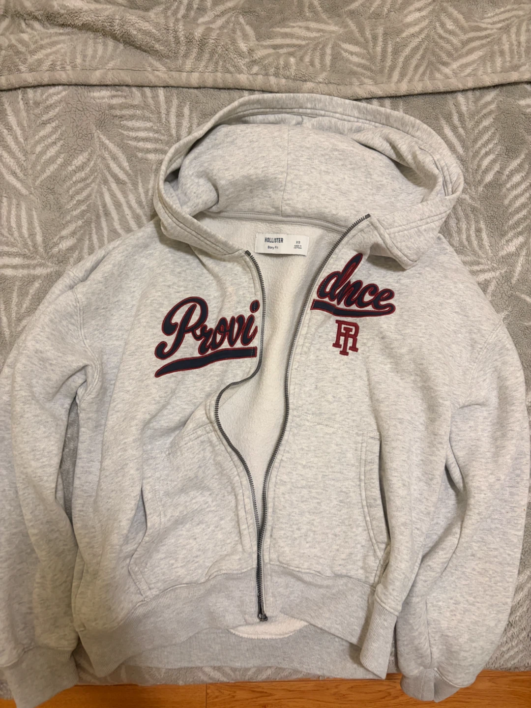 Hollister zip up