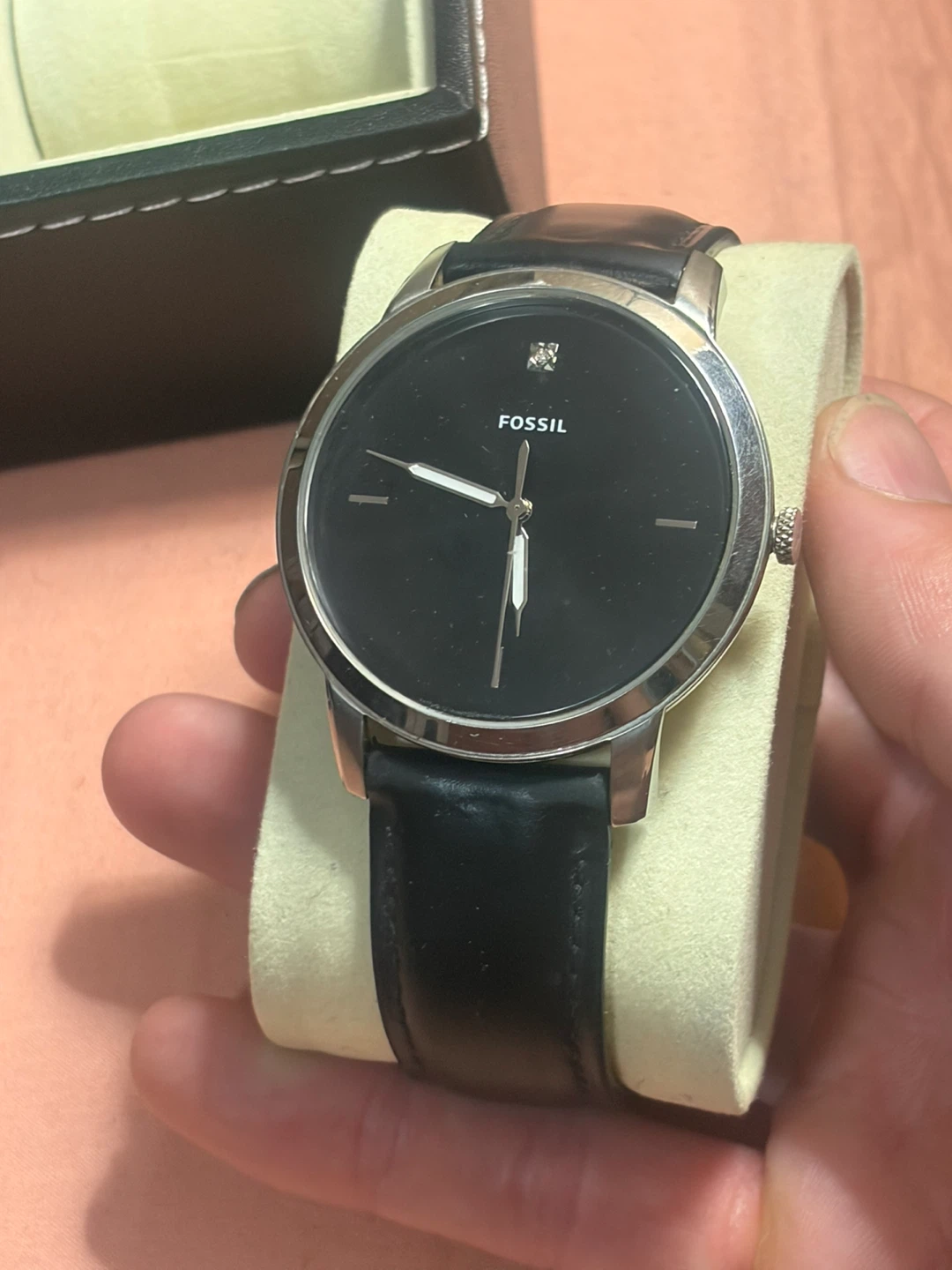 Fossil black dial silver-tone case men’s leather watch