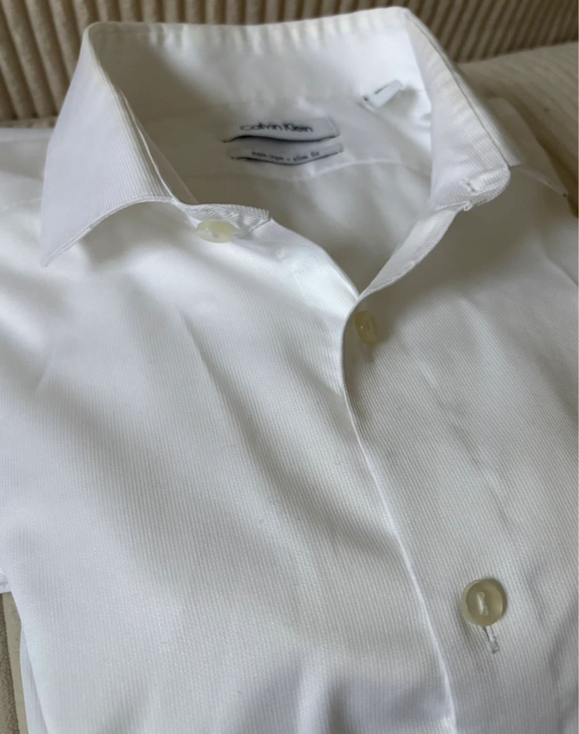 Calvin Klein Men's White Non-Iron Slim Fit Dress Shirt - photo 5