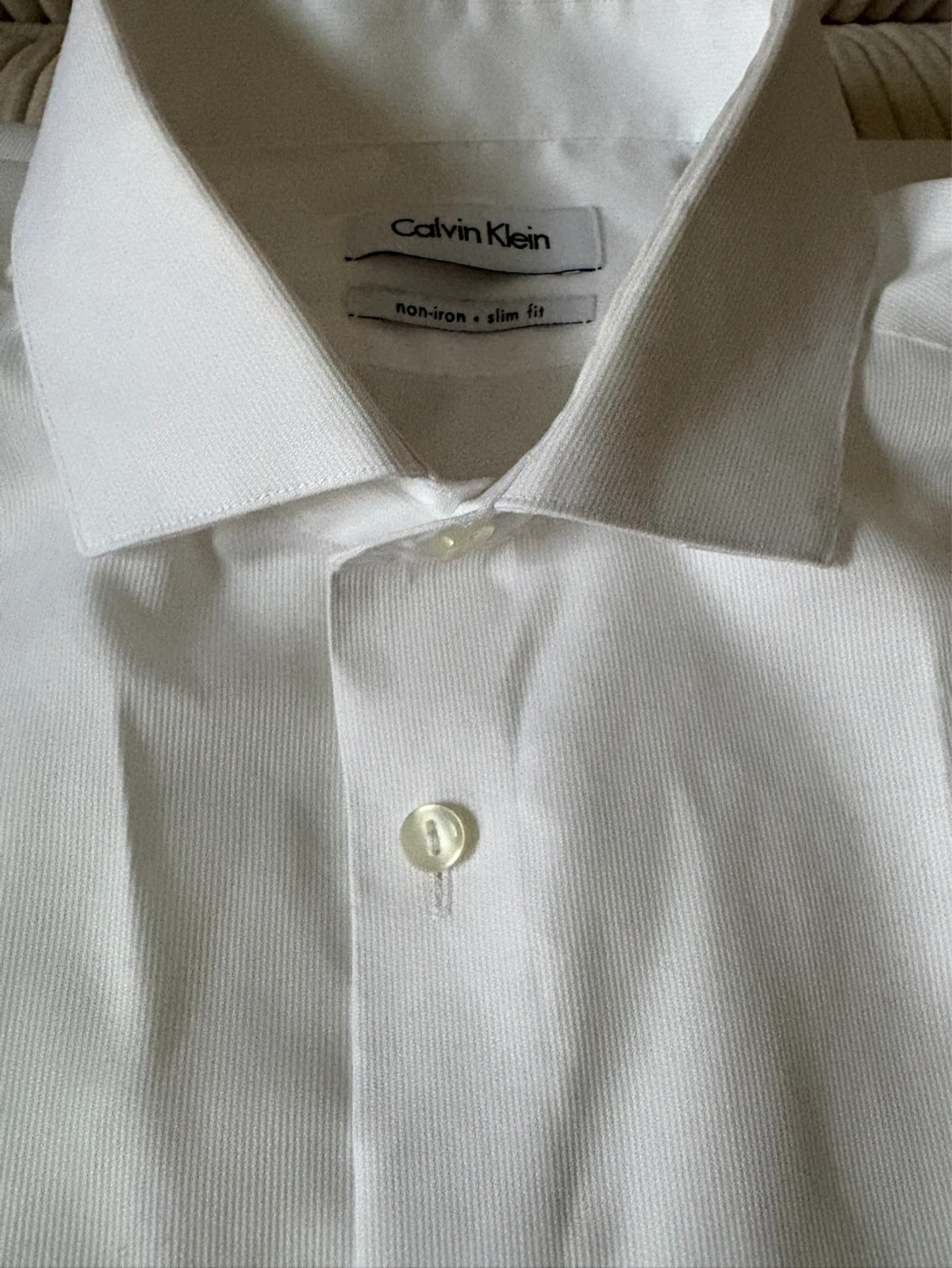 Calvin Klein Men's White Non-Iron Slim Fit Dress Shirt - photo 4