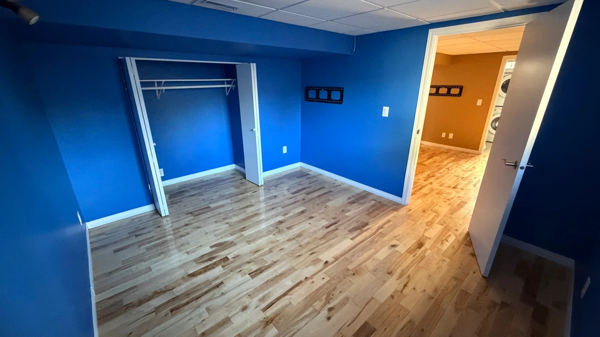 Basement for rent- 2 Beds 1 Washroom - photo 4