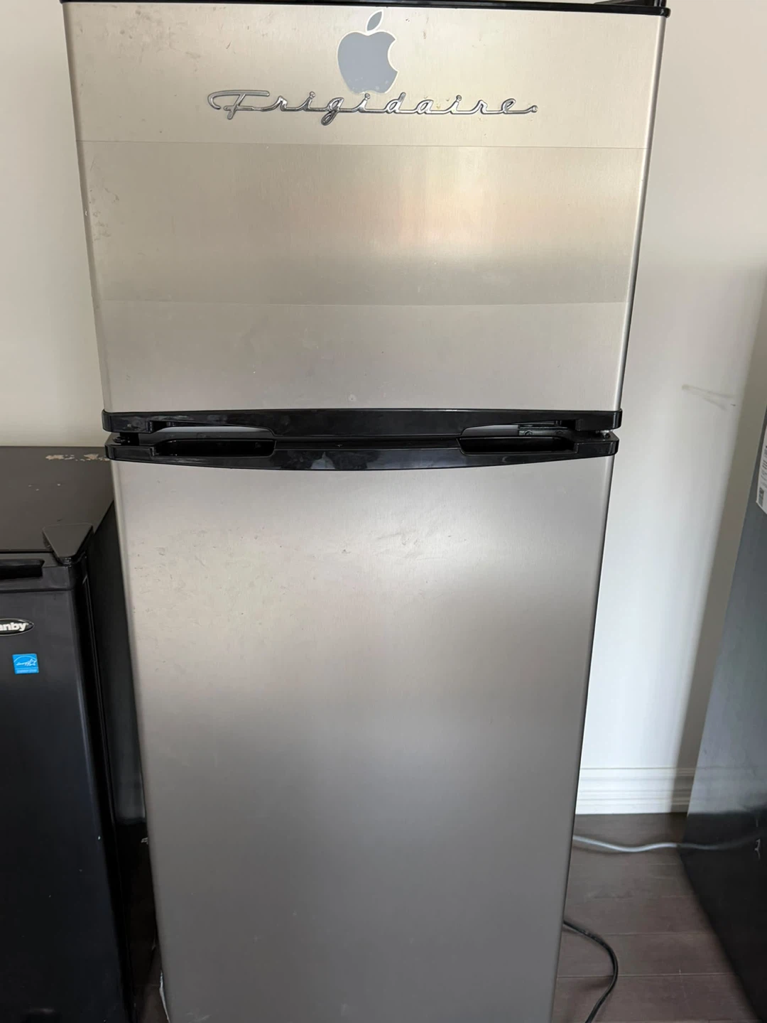Refrigerator - photo 3