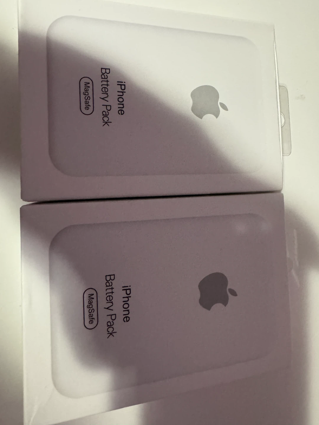 Apple MagSafe Battery Pack - photo 5