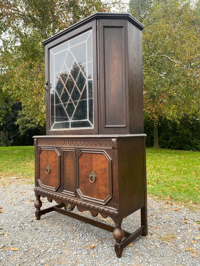 Vintage Walnut Gibbard China Cabinet / Hutch (CAN DELIVER) - photo 3