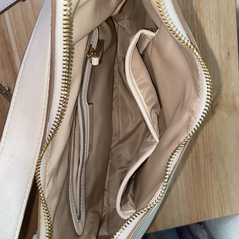 INC International Concepts Off-White Shoulder Bag - photo 5