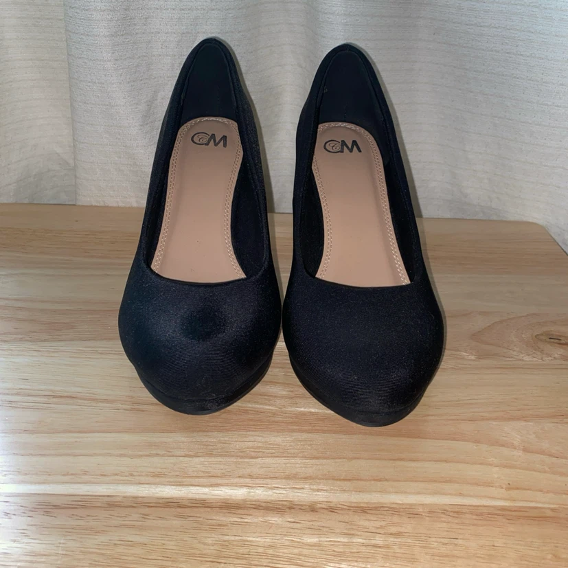 CM Black High Heel Pumps