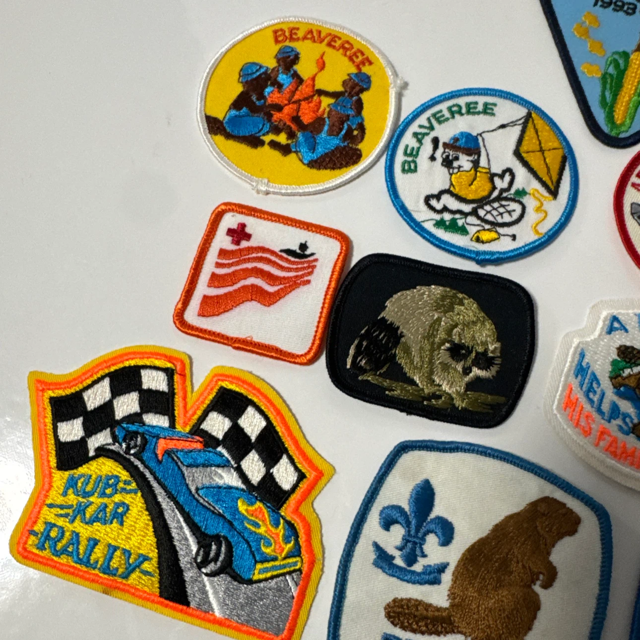 17 pcs Assorted Canadian Vintage Scouting and Nature Patches - photo 3