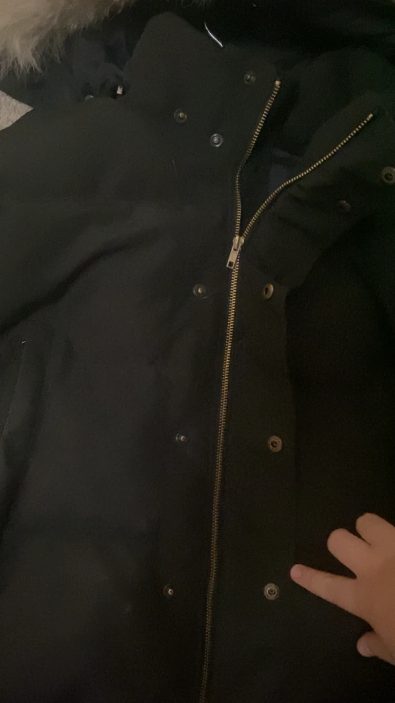 Canada Goose Black Down Jacket - photo 3