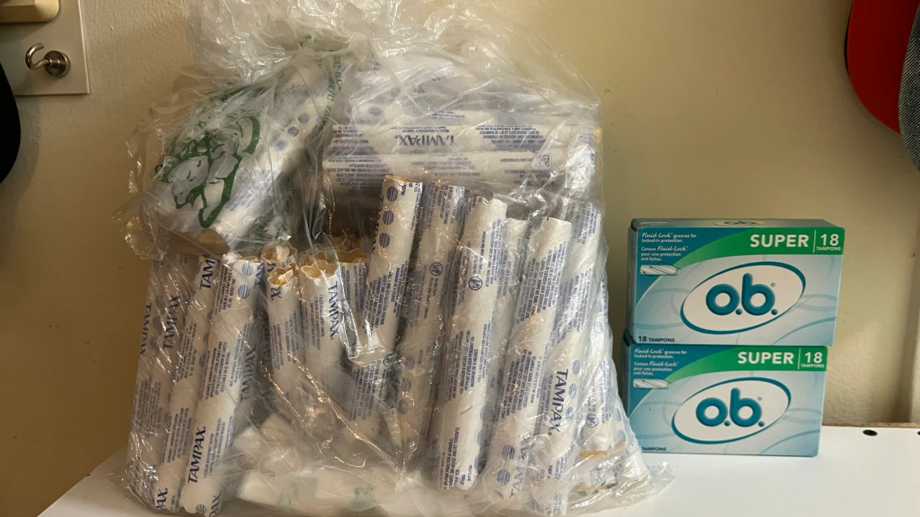 Tampax Pearl Super Tampons 18 Count-36 Boxes + free last picture - photo 3