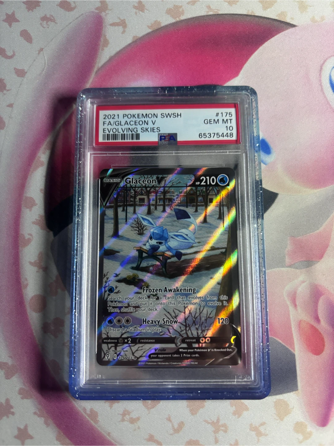 PSA 10 Glaceon V Evolving Skies #175