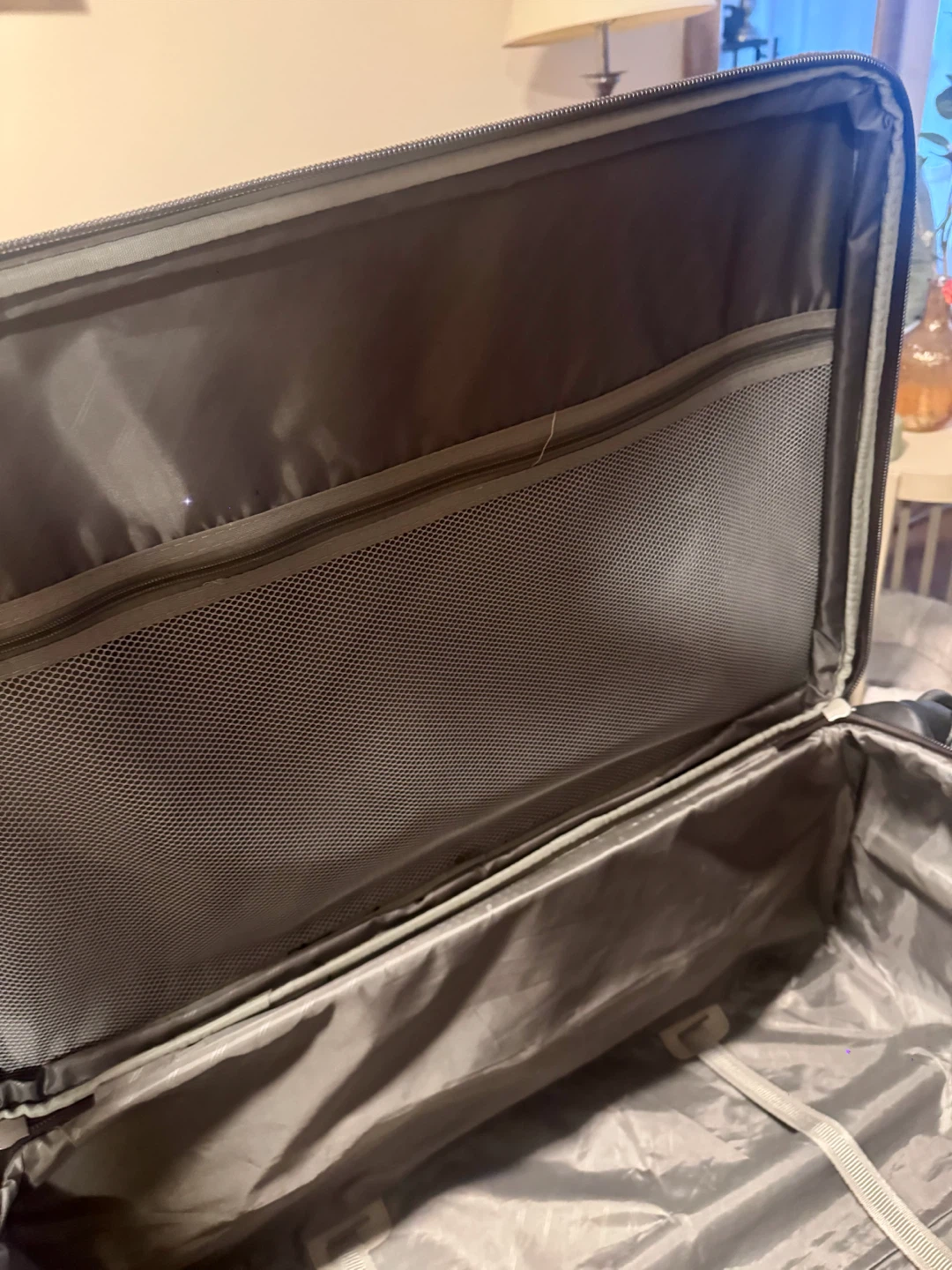 Jony brown rolling suitcase - photo 2