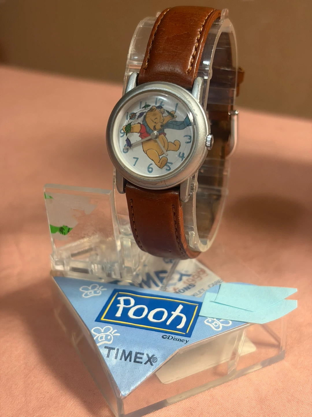 Timex Winnie the Pooh “blustery day” wristwatch - photo 3