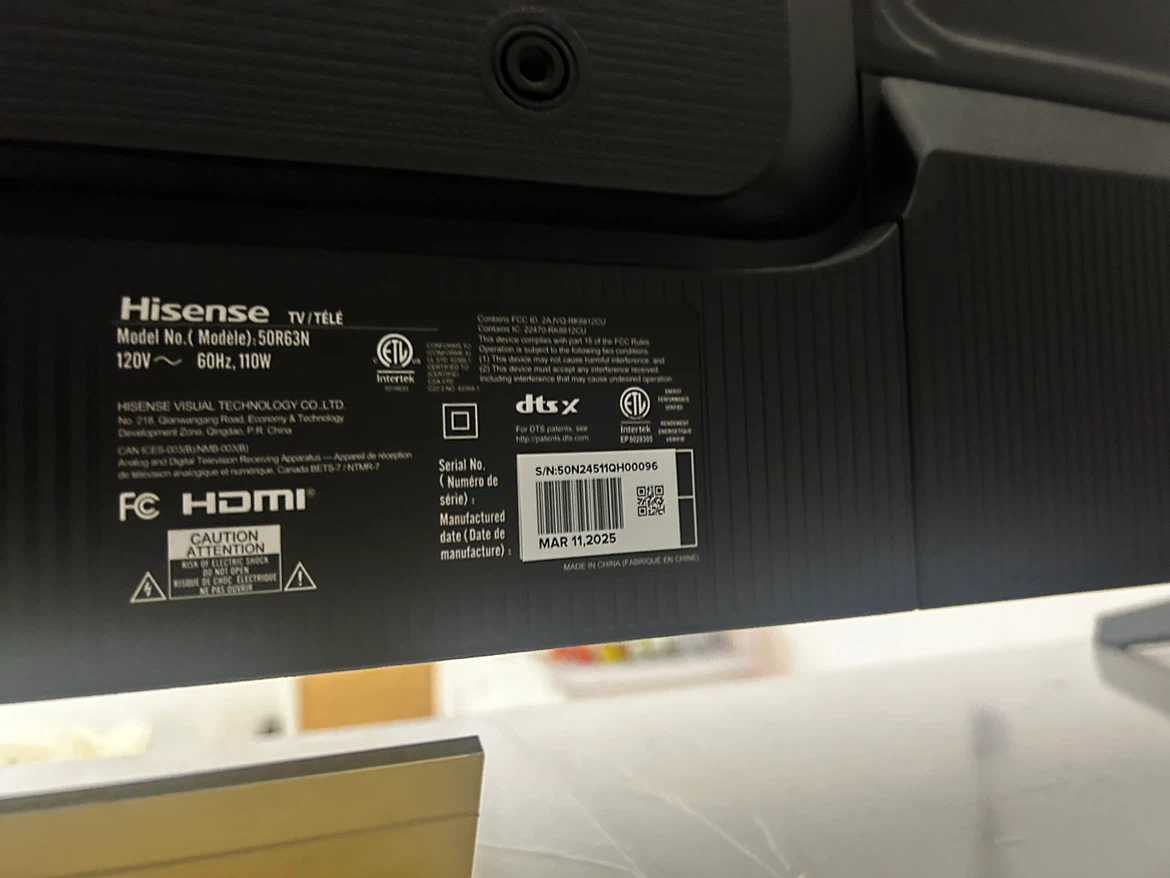 Hisense 50-inch R63N Roku Smart TV - photo 3
