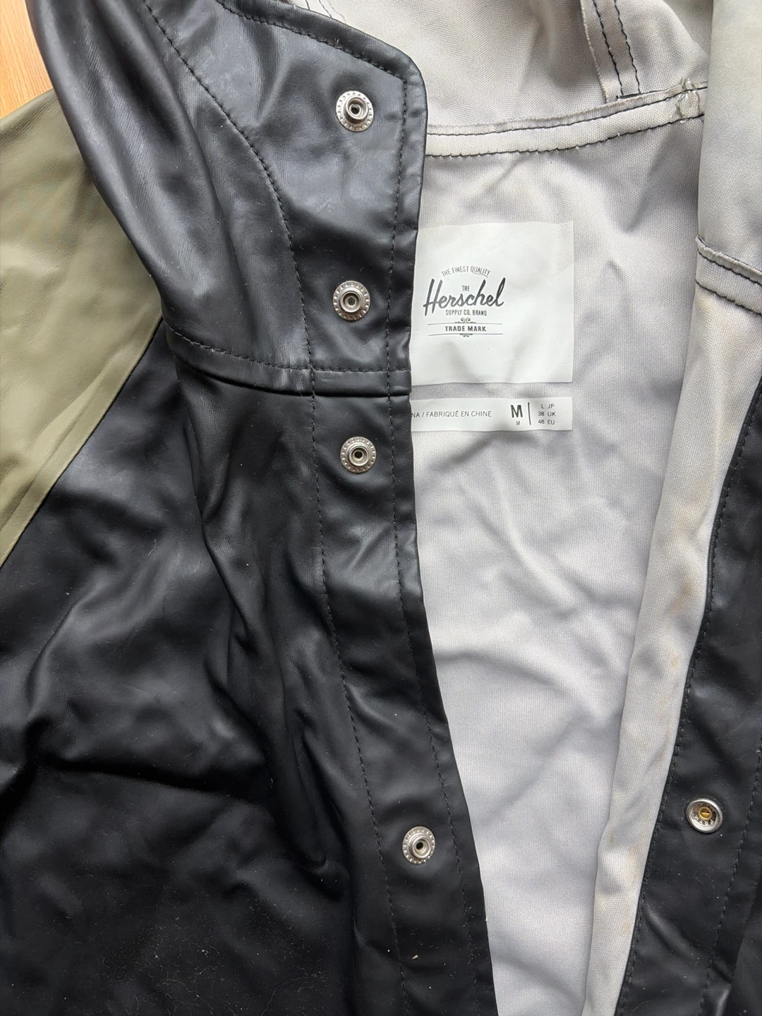 Herschel Supply Co. Rain Jacket - Medium - photo 2