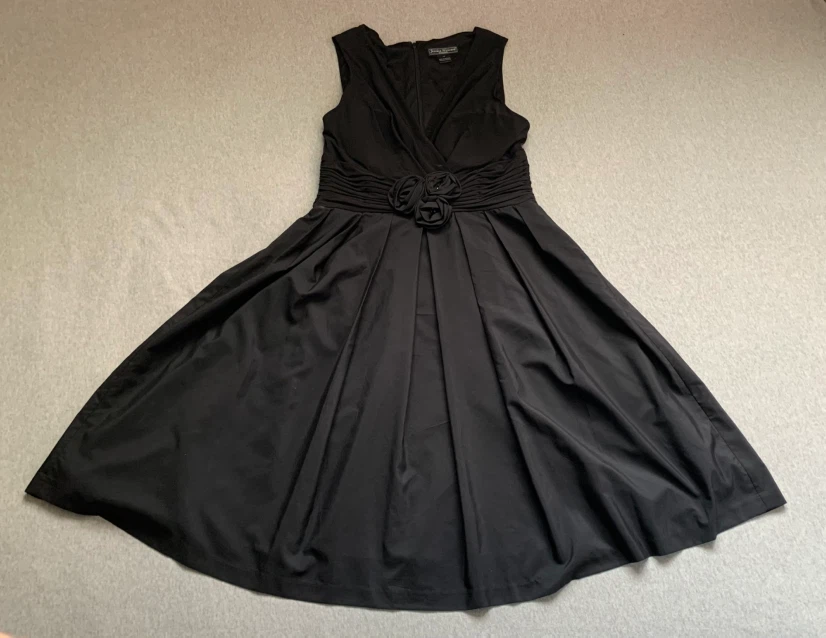 Jessica Howard Black ‘Evening’ Dress - Size 14