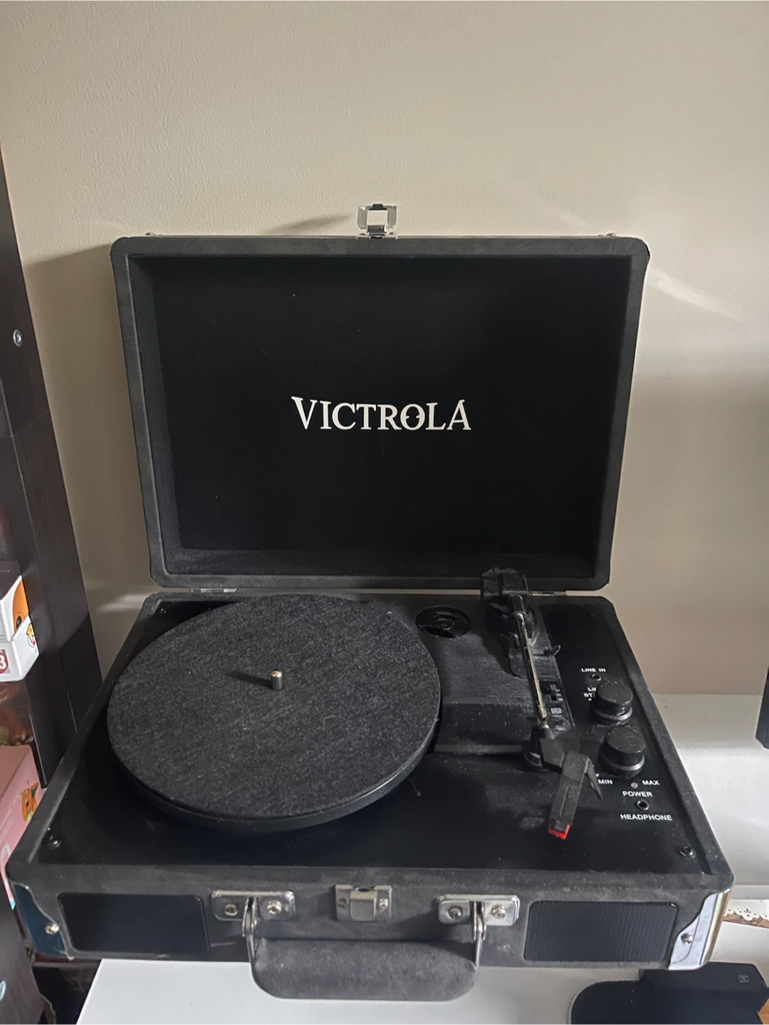 Victrola Suitcase Record Player with Discwasher Kit