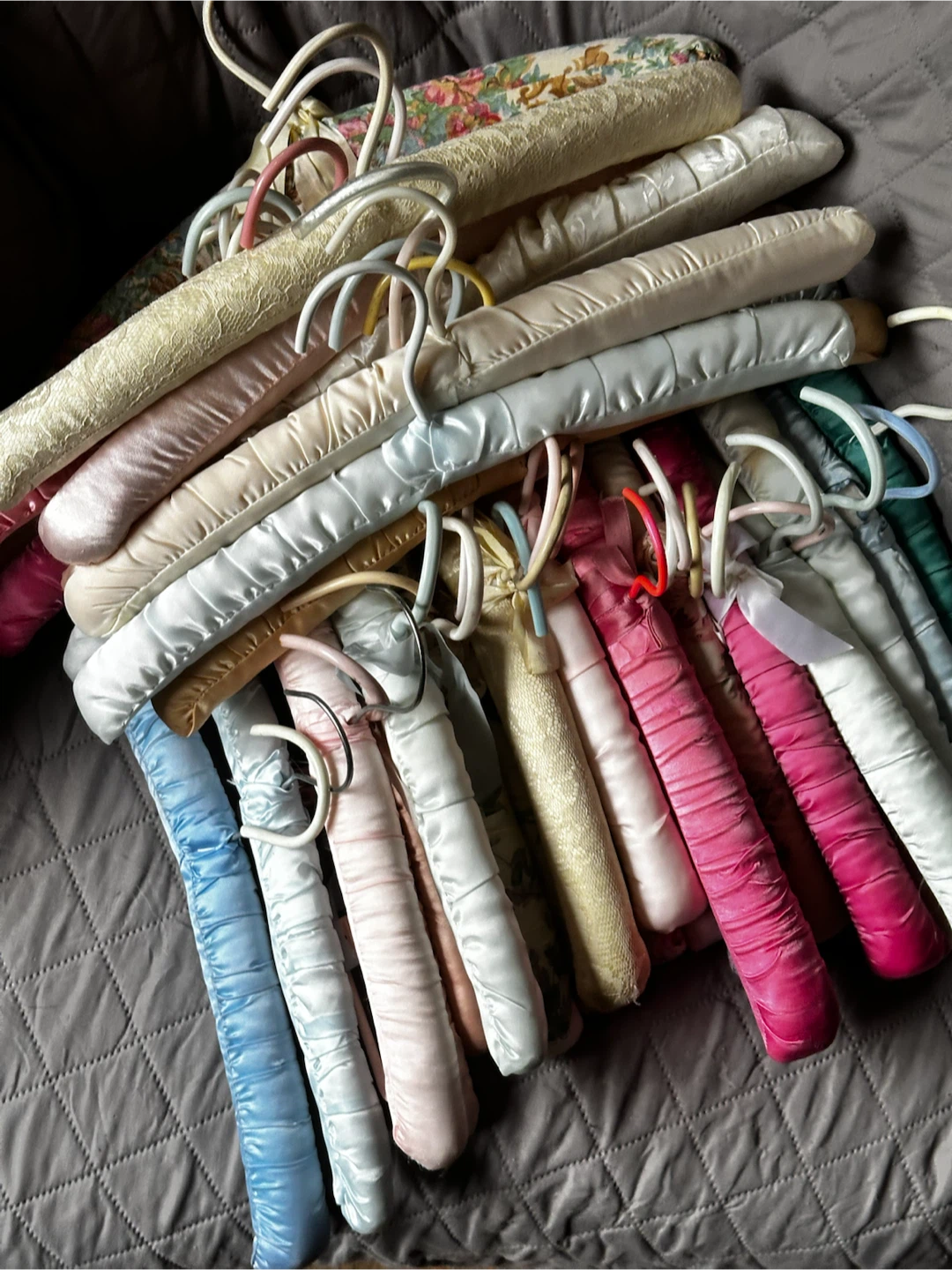 Lot of 35 vintage satin hangers