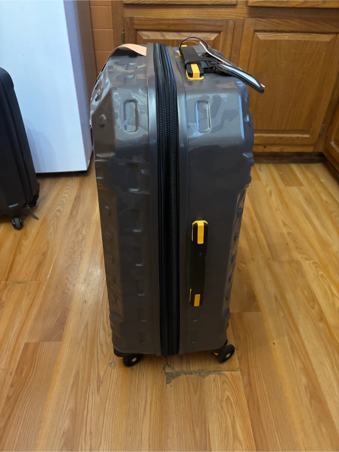 Britbag Hard Shell Camo Suitcase - photo 2
