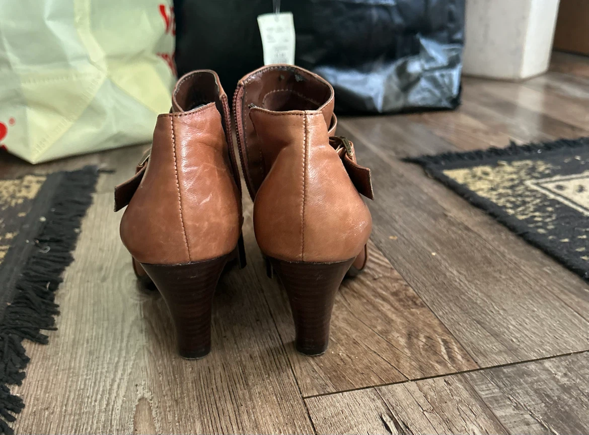 Bandolino Brown Ankle Boots - photo 2