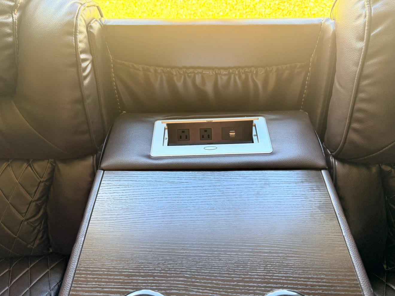 Sofa couch recliner - photo 3