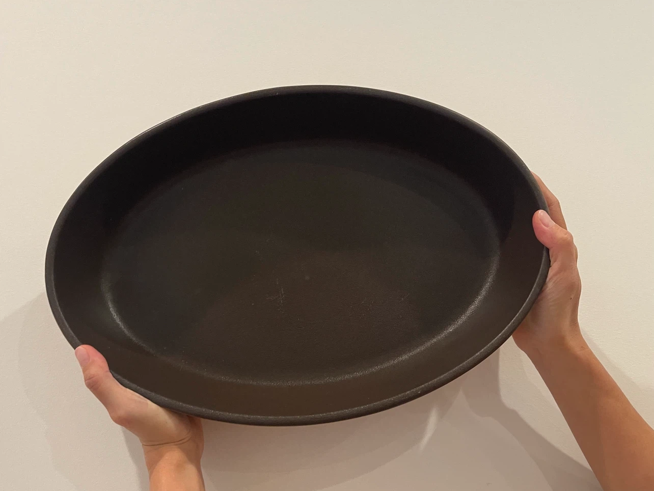 Tefal oval Cast Iron Roasting Dish/plate - photo 2