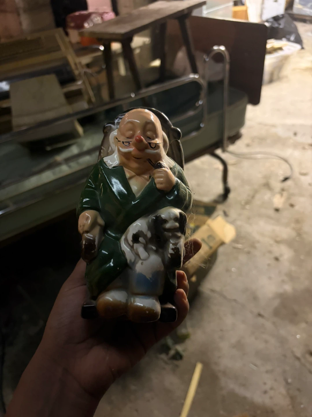 Vintage ceramic kissing couple figurine