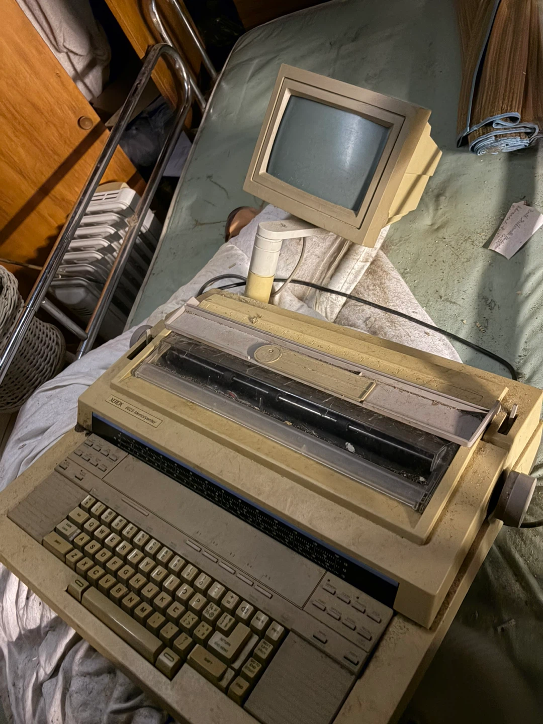 Xerox 6025 Memorywriter Typewriter