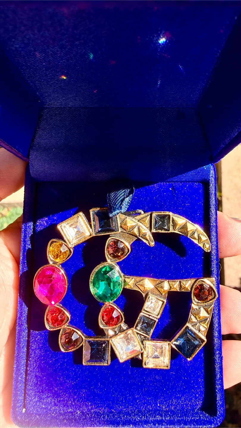 Stunning Gucci GG Crystal Embellished Brooch - photo 2
