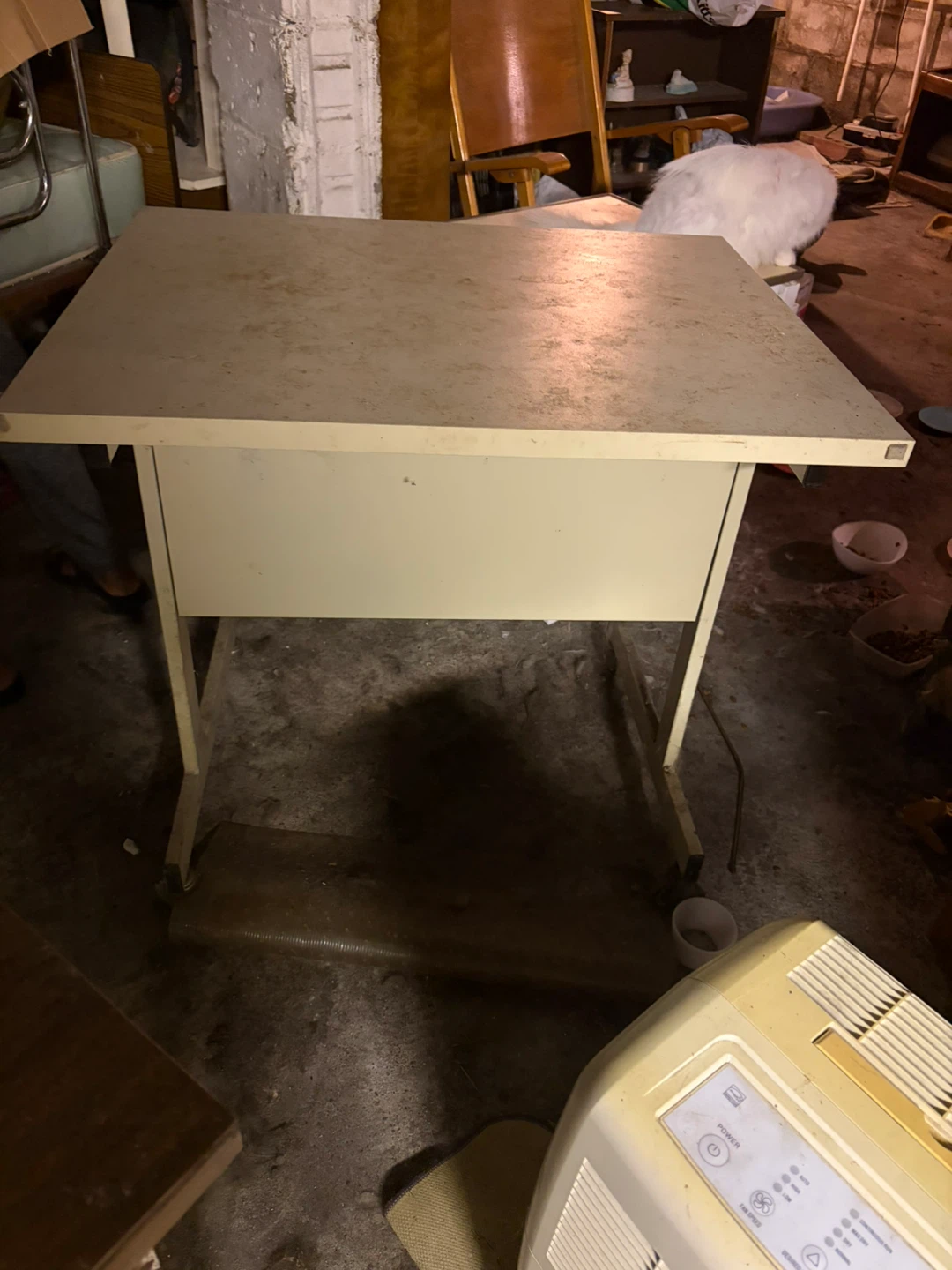 Vintage Metal Mobile Desk - photo 2