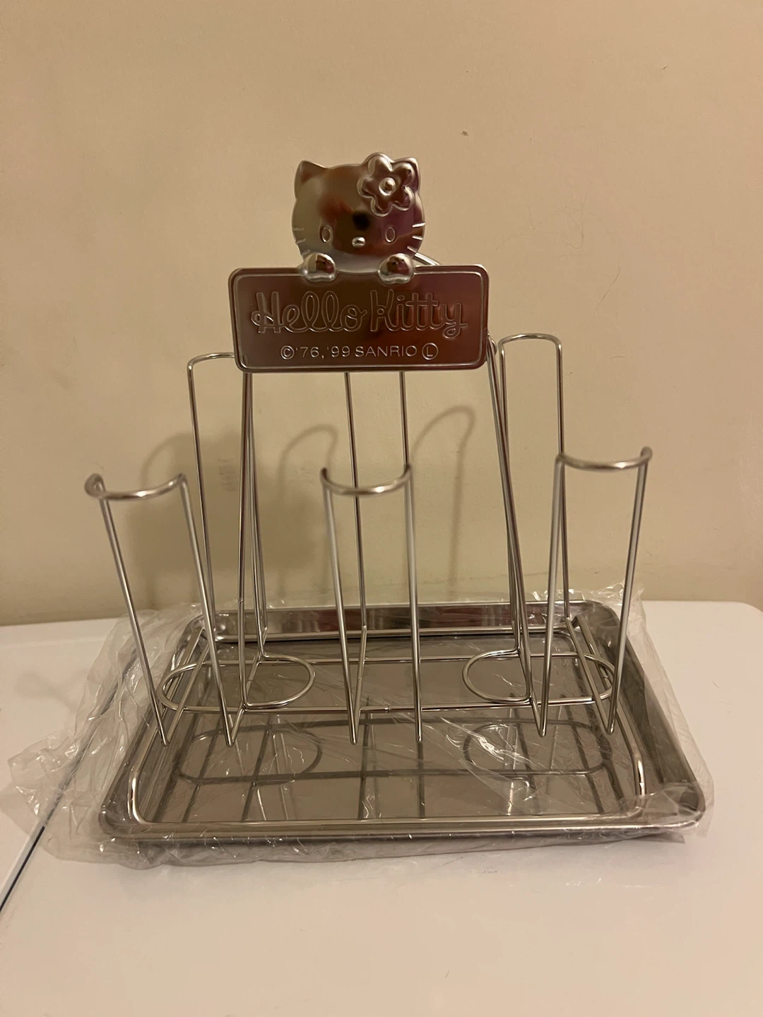 Hello Kitty Stainless Steel Glass Stand
