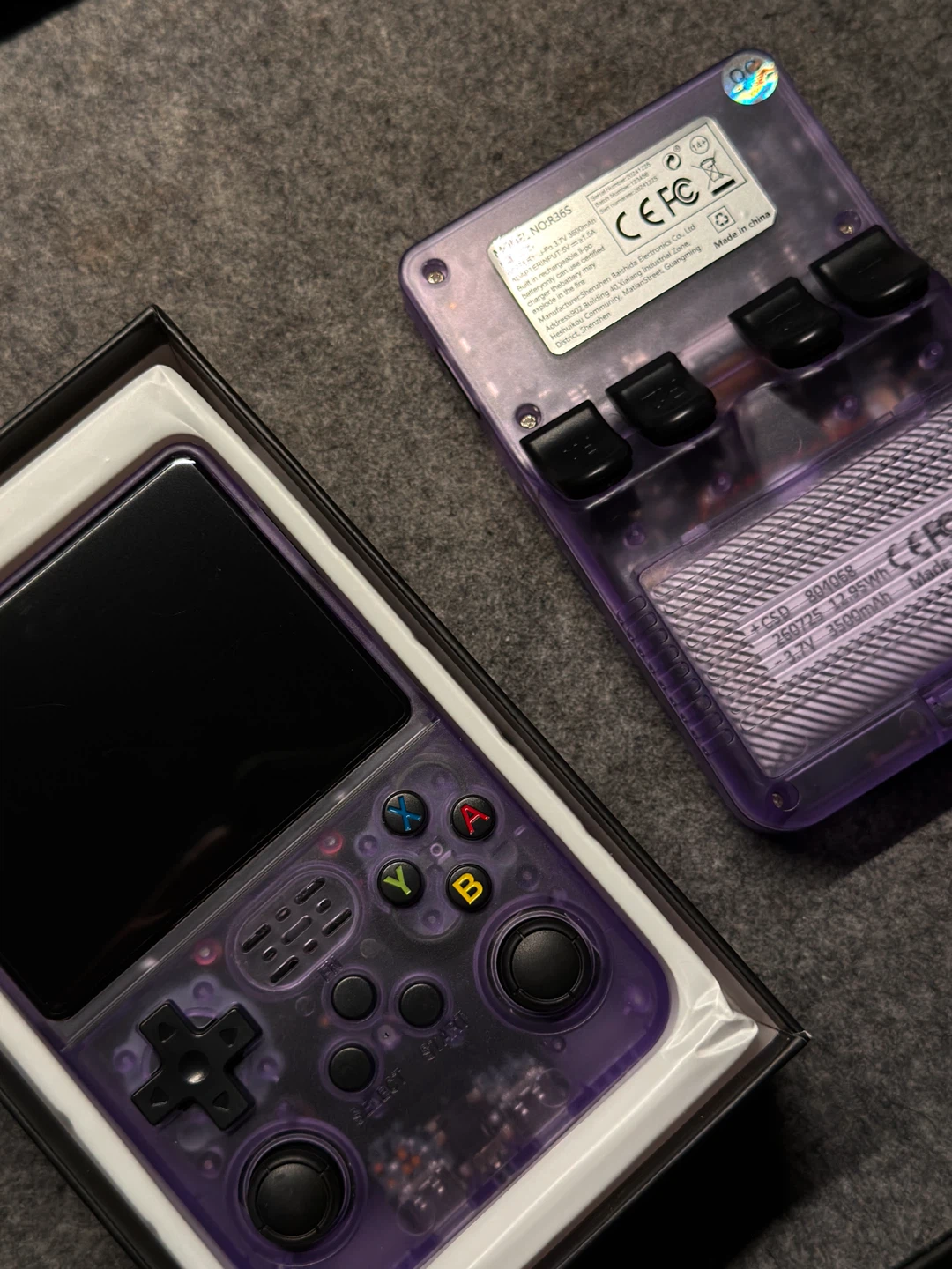 R36S Handheld Gaming Device - 64GB Purple - photo 2