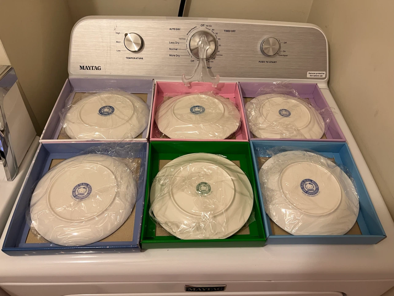 Set of 6 Sanrio Fairy Kitty Collector Plates - photo 4