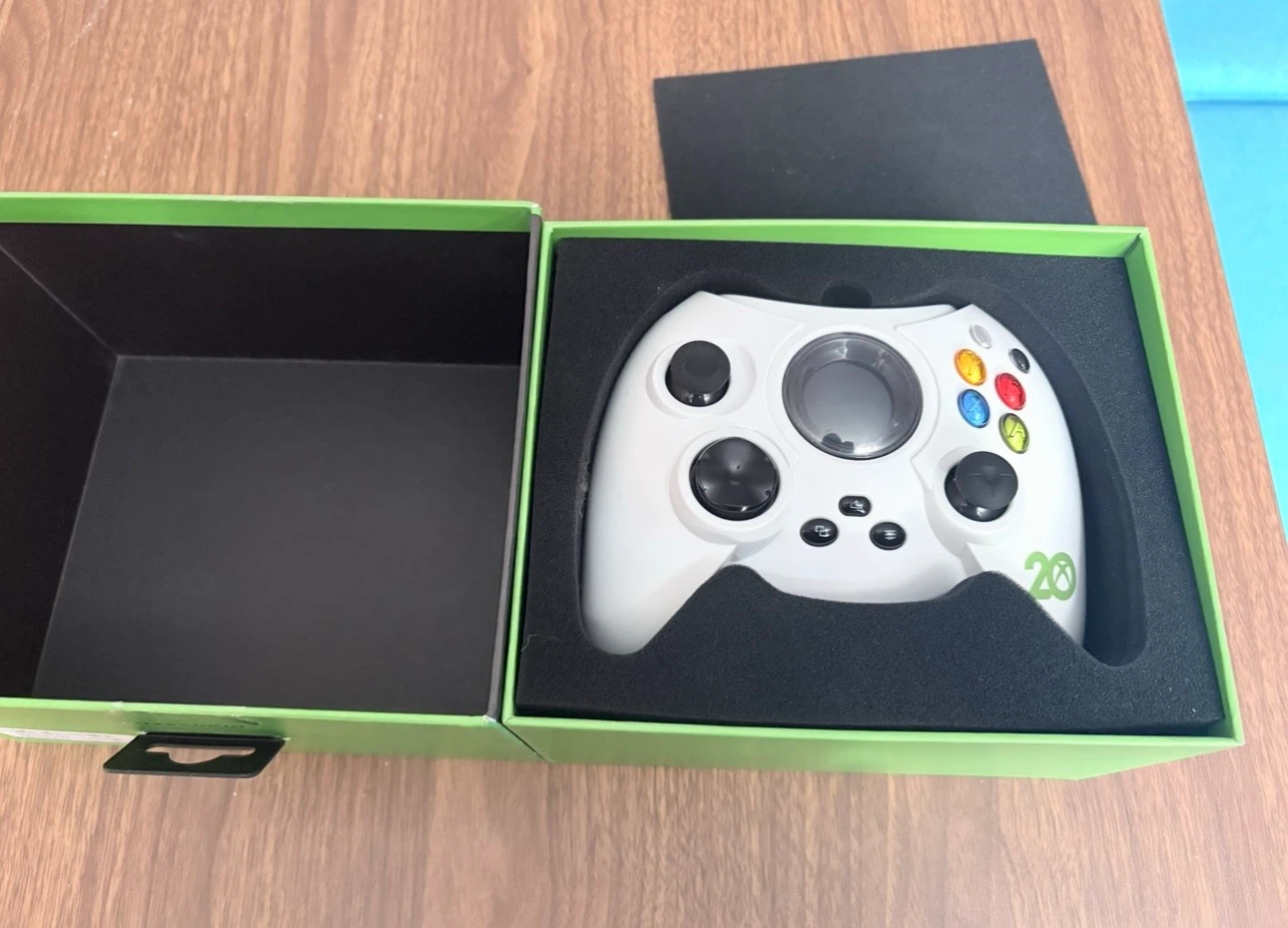 Xbox Series X Console with 20th Anniversary Controller - photo 2