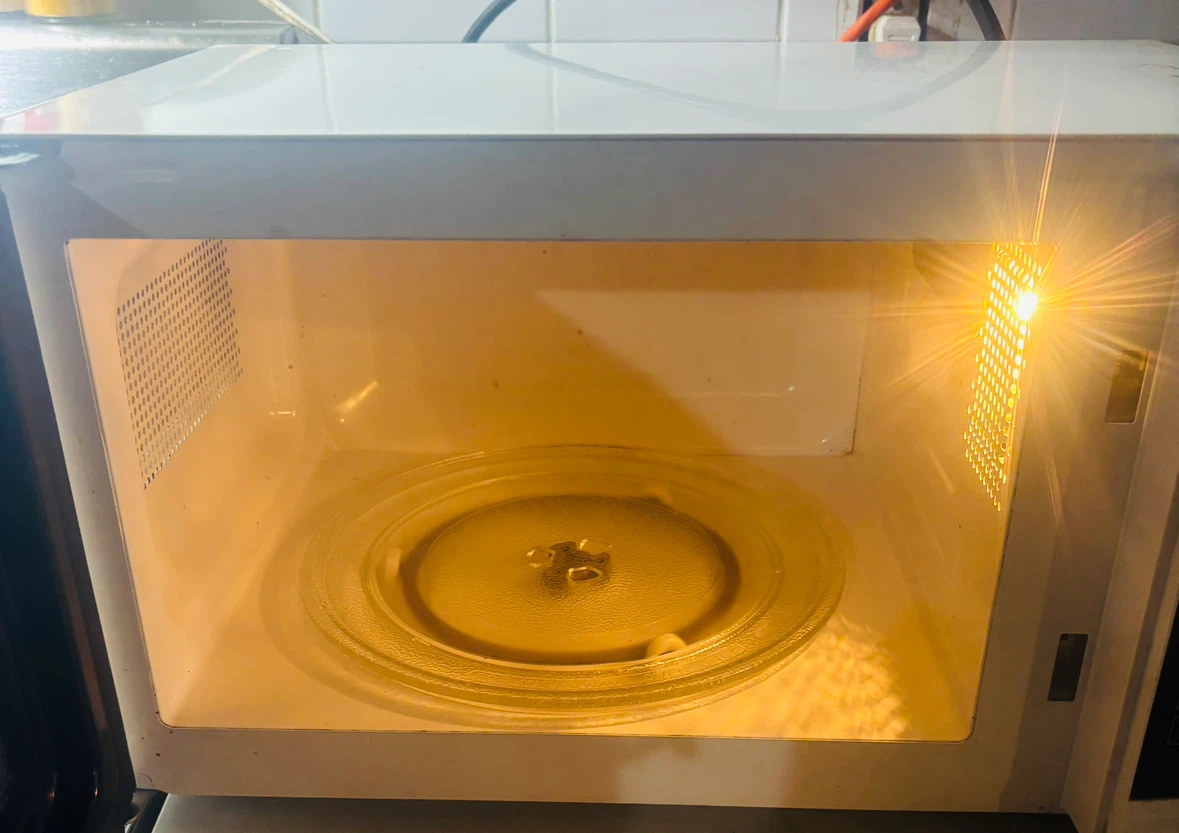 Danby Designer Microwave - photo 2